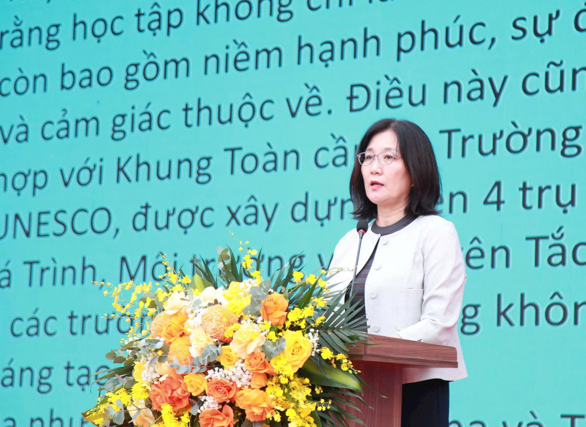 2410-truong-hoc-hanh-phuc-8.jpg