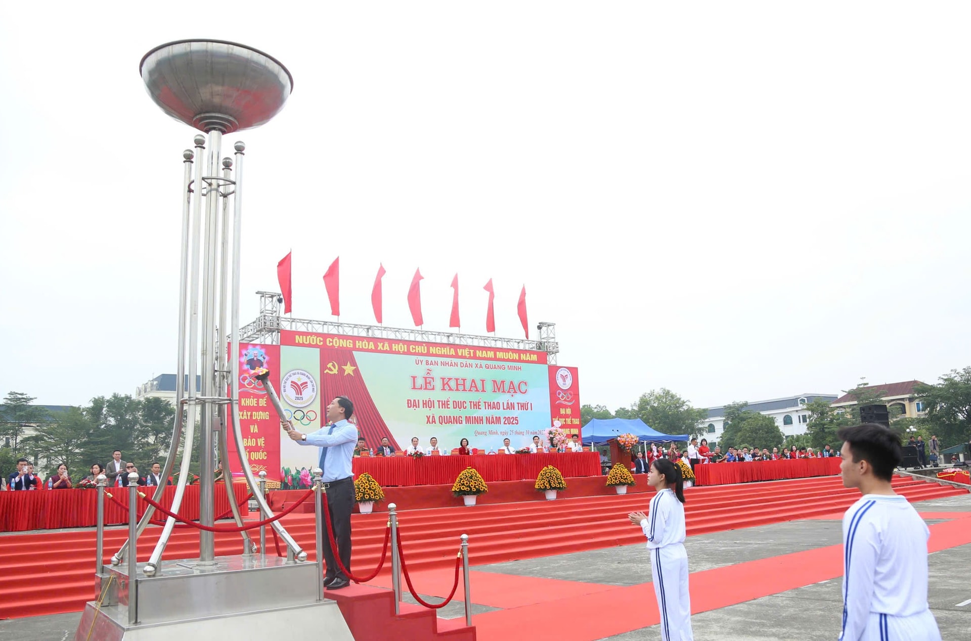4-quang-minh.jpg