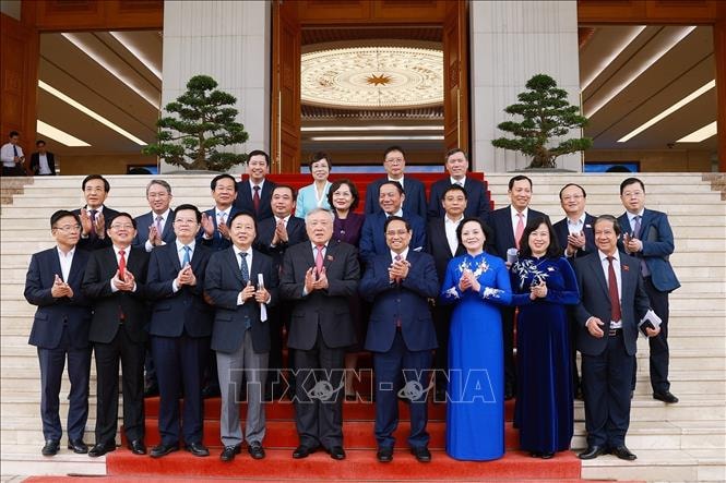 thutuong1.jpg