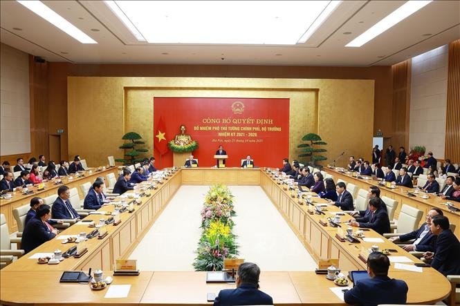 thutuong3.jpg