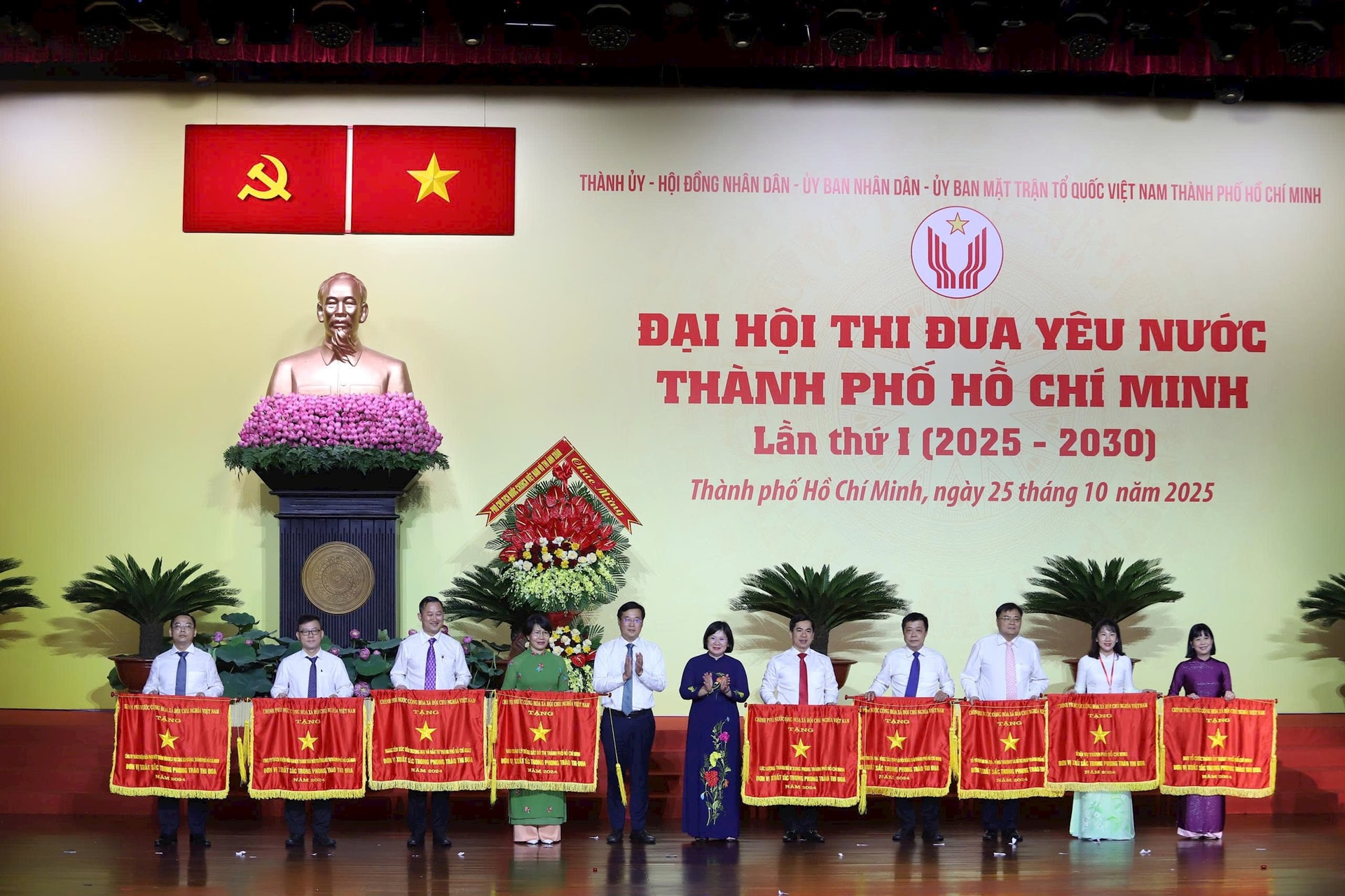 2.thiduayeunuoc25-10.jpg