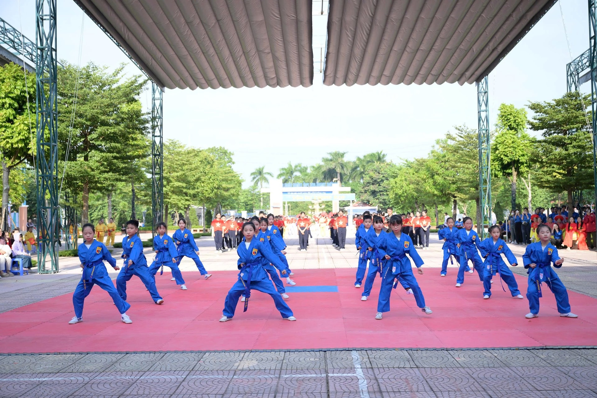 nam-phu-9.jpg