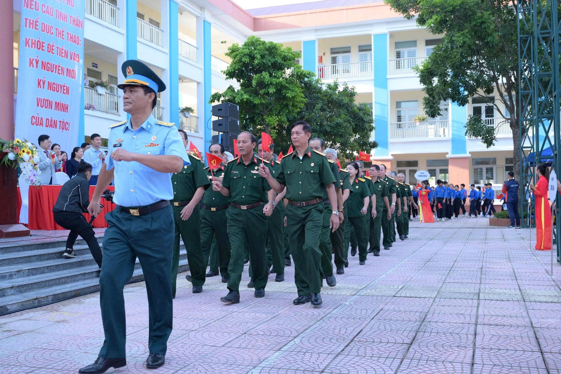 nam-phu1.jpg