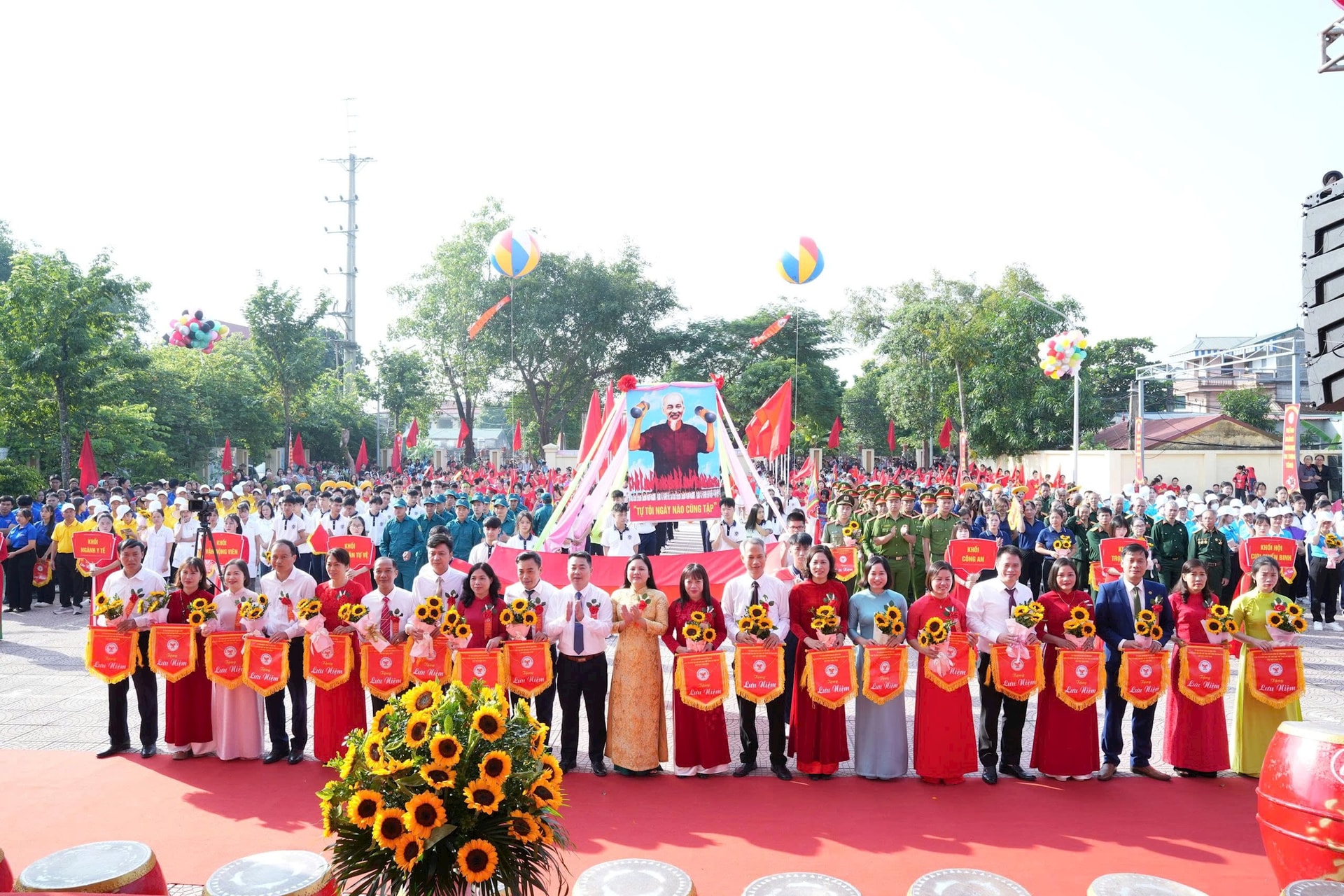 ផ្កា-ភូ-001.jpg