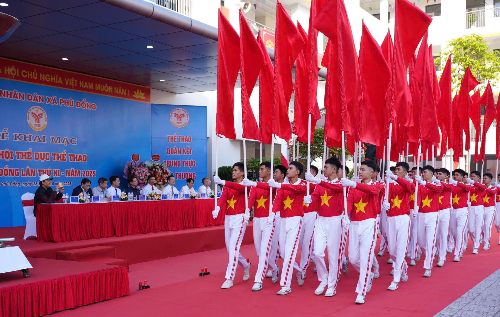 phi-dong8.jpg