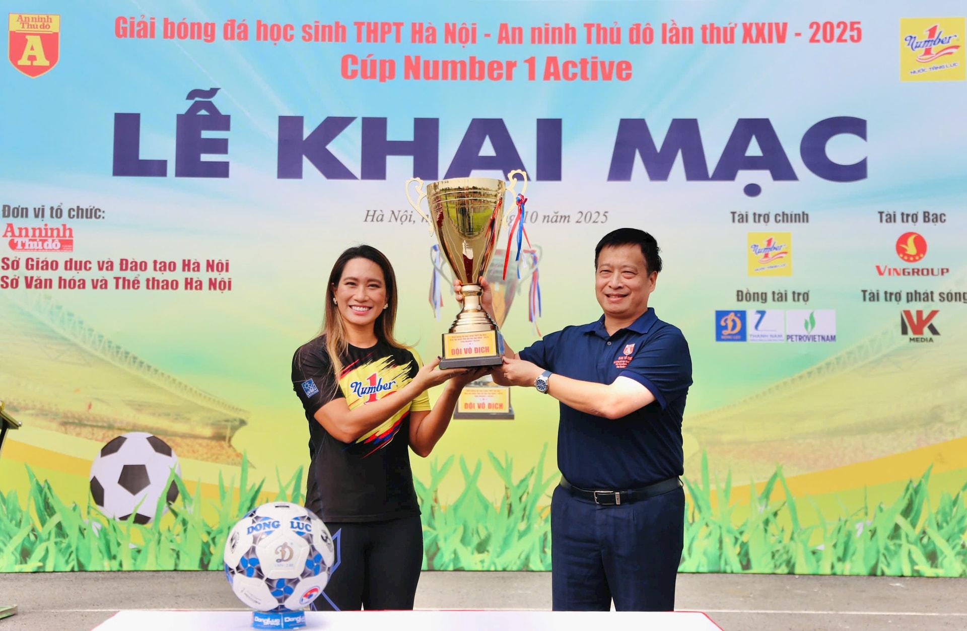 26-cup-cup.jpeg