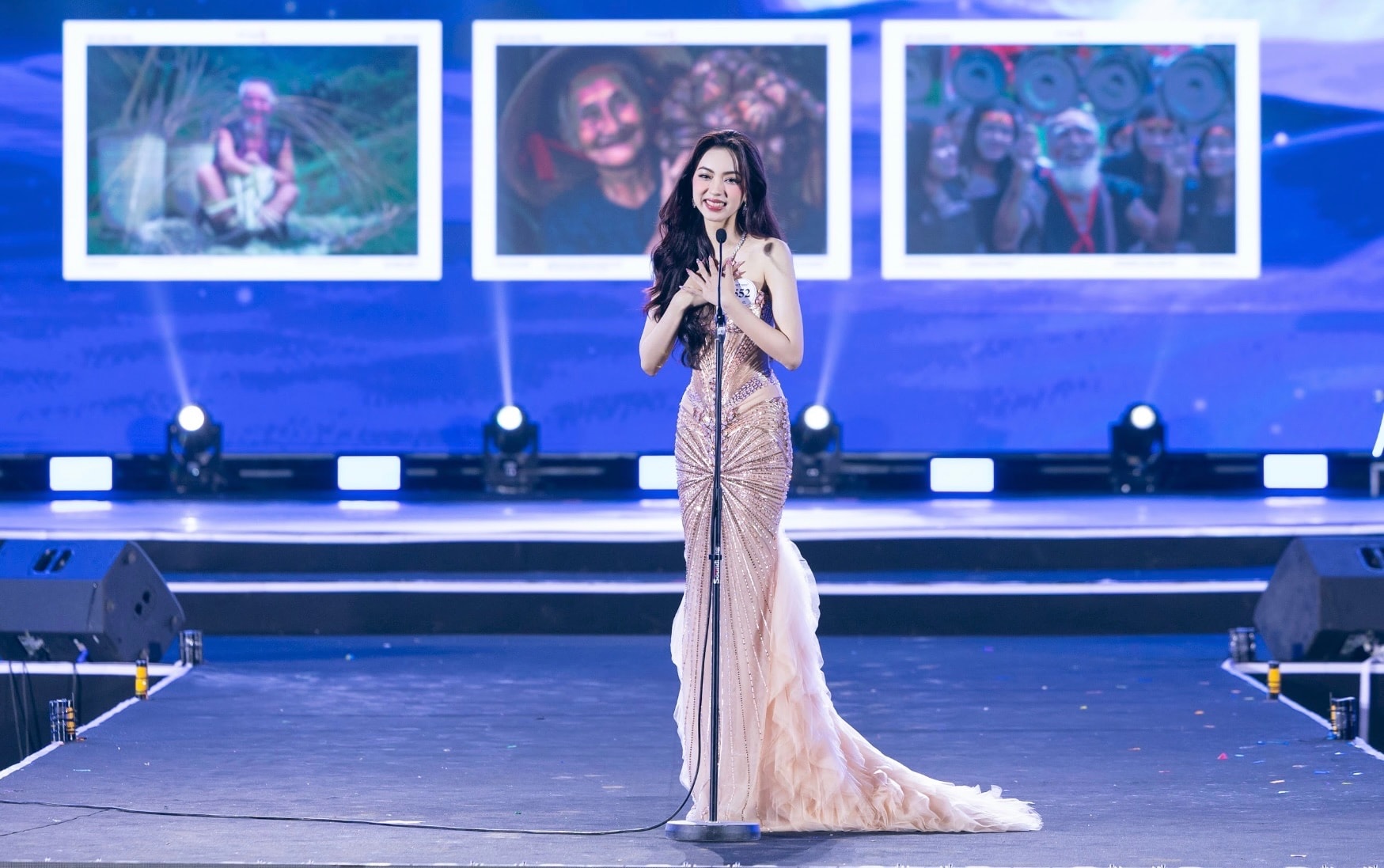 hhsv-ngoc-nhu-ung-xu.jpg