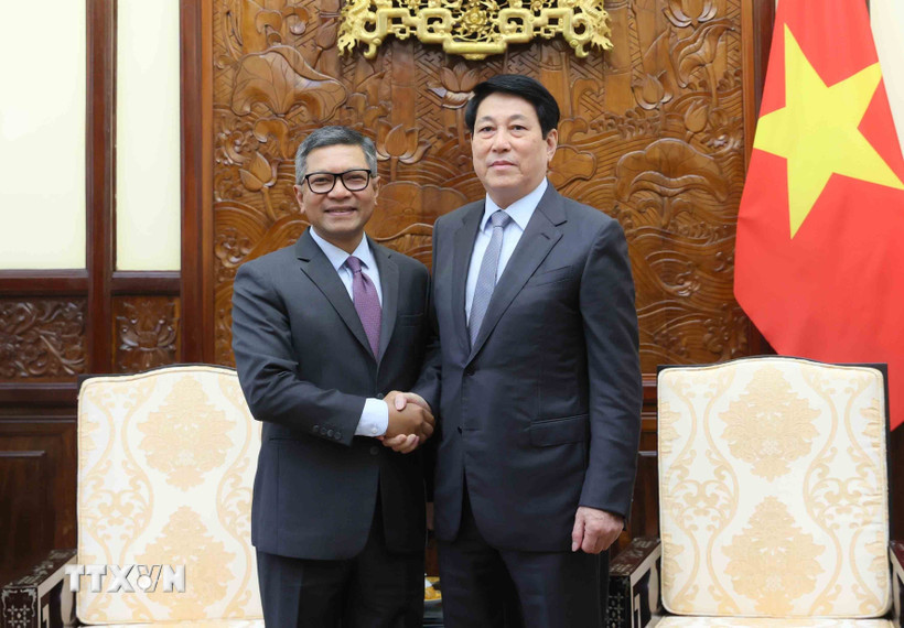 chu-tich-nuoc-luong-cuong-denny-abdi.jpg