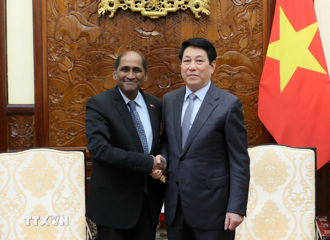 chu-tich-nuoc-luong-cuong-jaya-ratnam-2.jpg