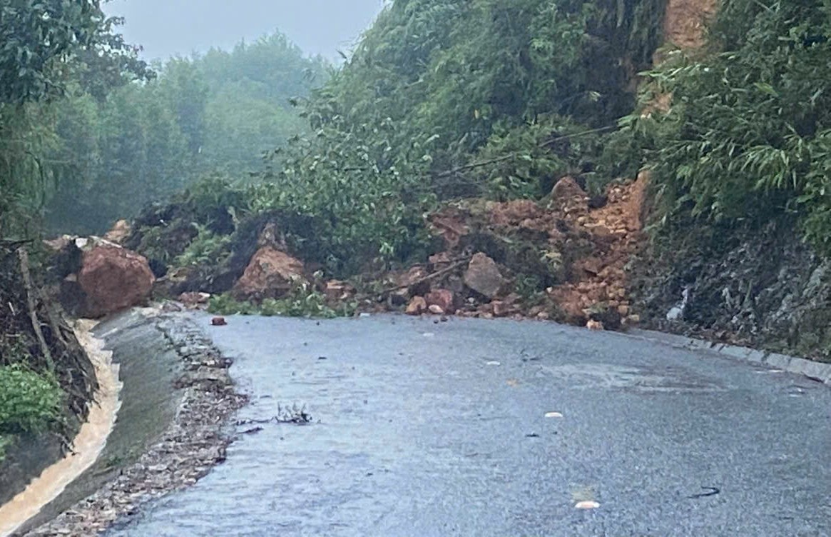 a681.mua-lu-hue.jpg