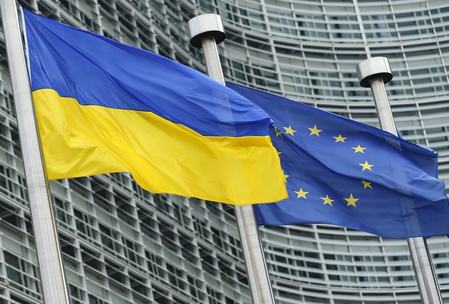 colienminhchauauukraineeee.jpg