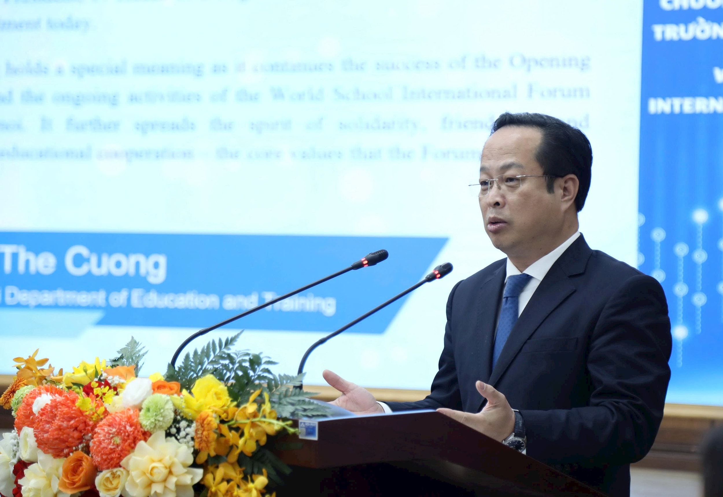 2810-dien-dan-truong-hoc-1.jpg