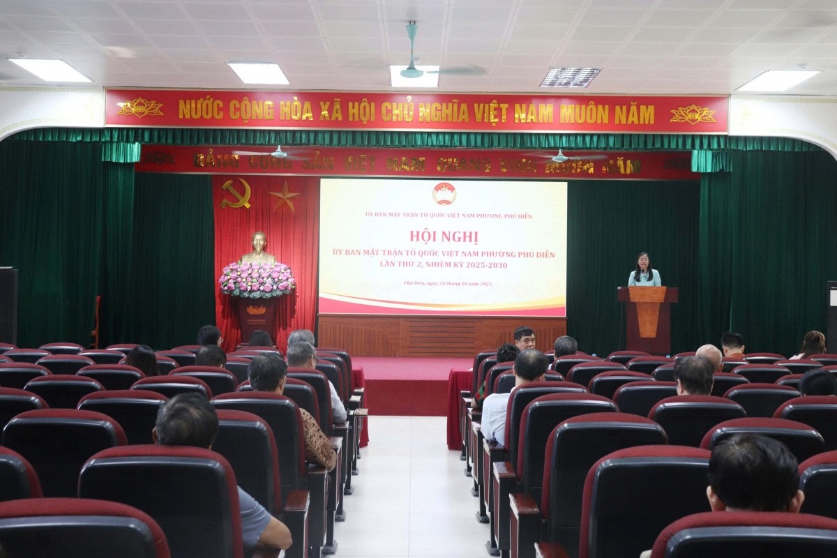 Ủy ban MTTQ Việt Nam phường Phú Diễn sẵn sàng cho Ngày hội Đại đoàn kết toàn dân tộc 2025