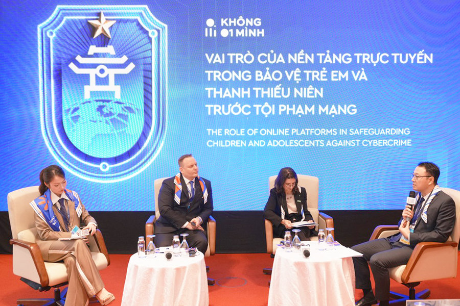 hoi-thao.jpg