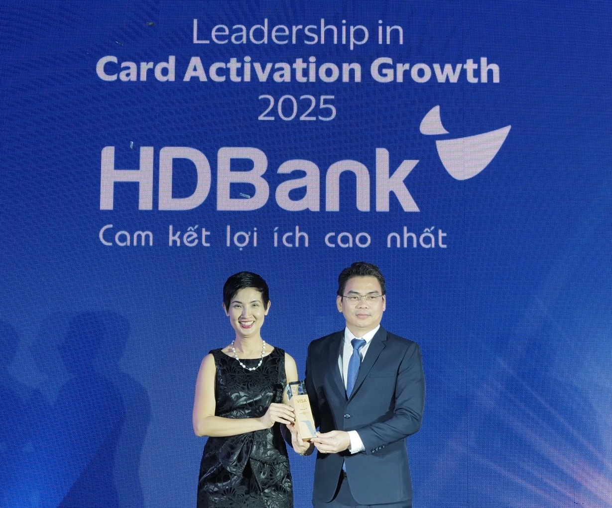 30-10-hdbank-1.jpeg