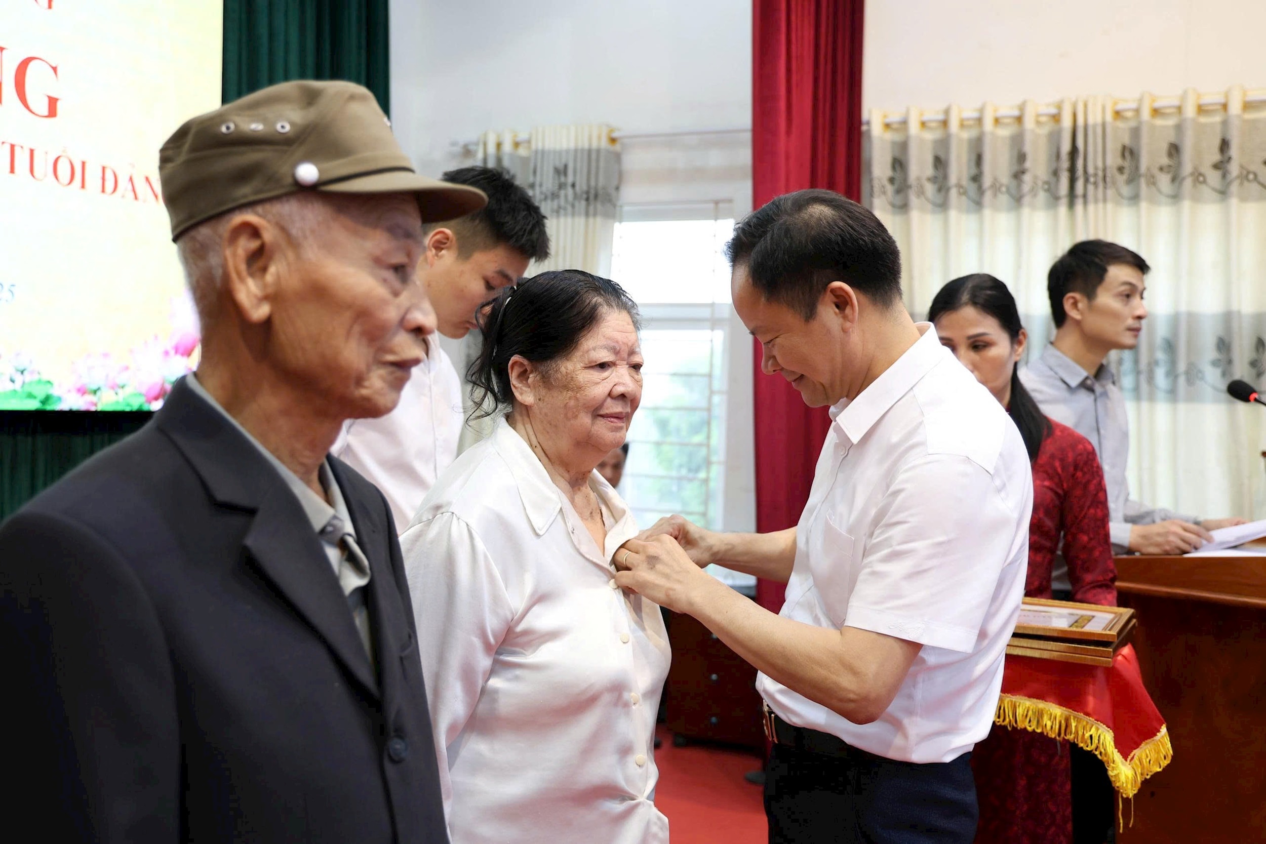 chuong-duong-1.jpg