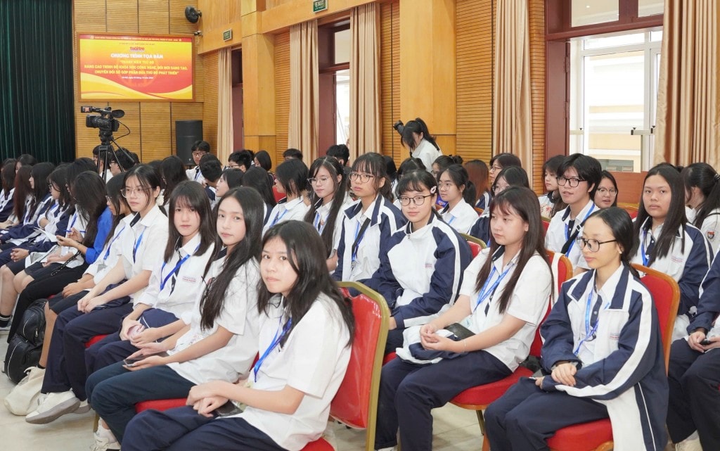 Thanh niên Thủ đô nâng cao trình độ khoa học công nghệ, đổi mới sáng tạo, chuyển đổi số góp phần đưa Thủ đô phát triển