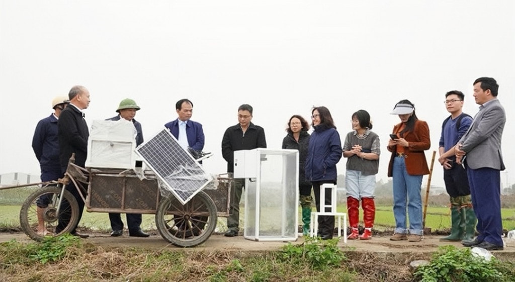 Lắp đặt hệ thống trí thông minh nhân tạo (AI) để đo đạc, thu thập dữ liệu phát thải khí nhà kính trong sản xuất lúa nước tại xã Hoằng Lộc, huyện Hoằng Hóa