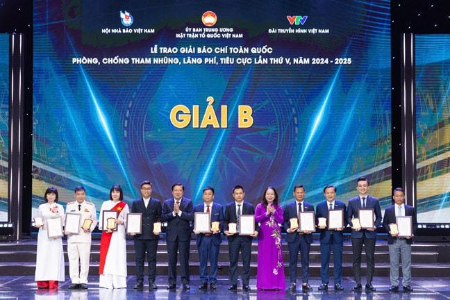 giai-b.jpg