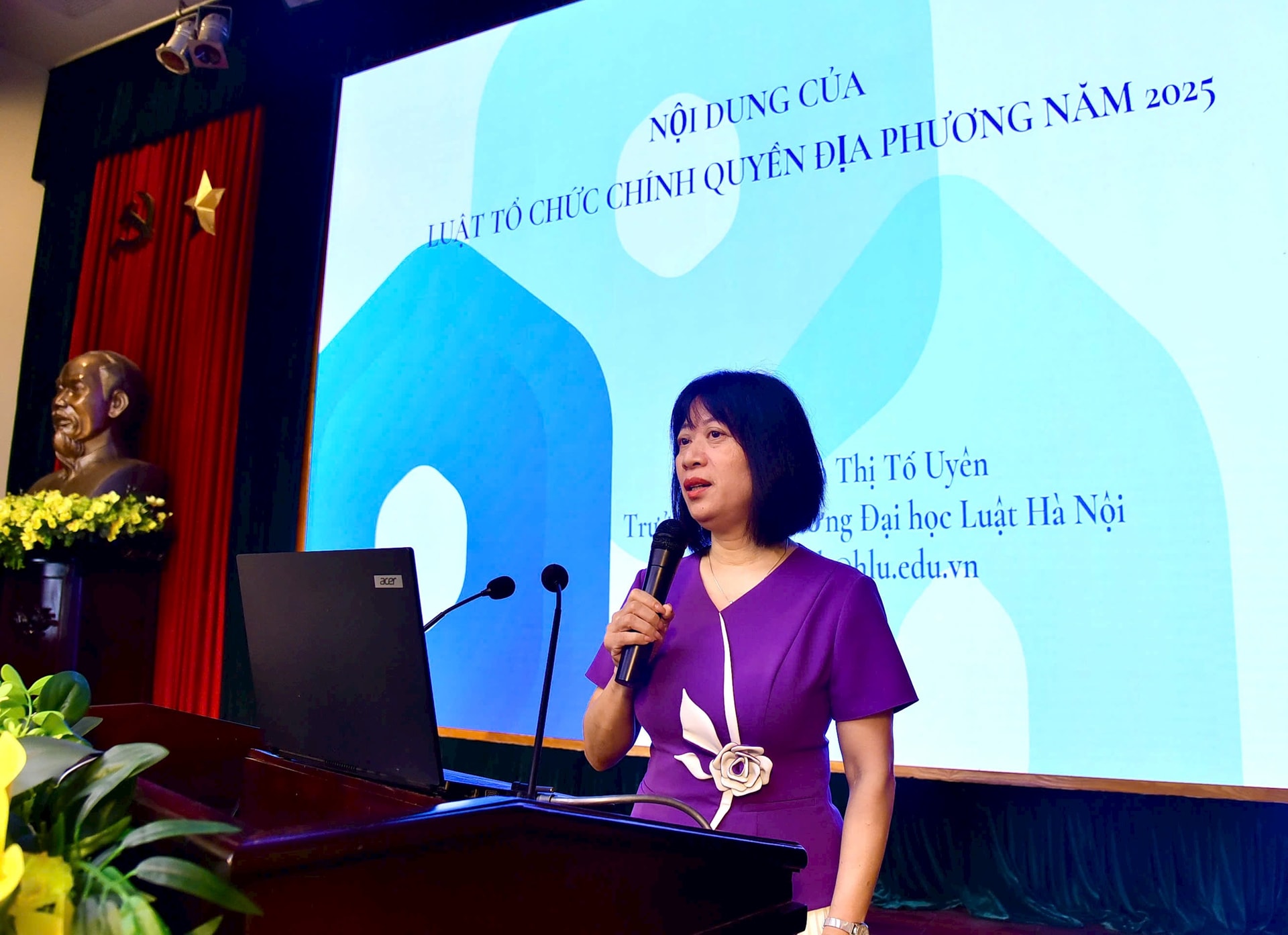 Dr. Doan Thi To Uyen zprostředkoval důležité informace o obsahu zákona o organizaci místní samosprávy z roku 2025.