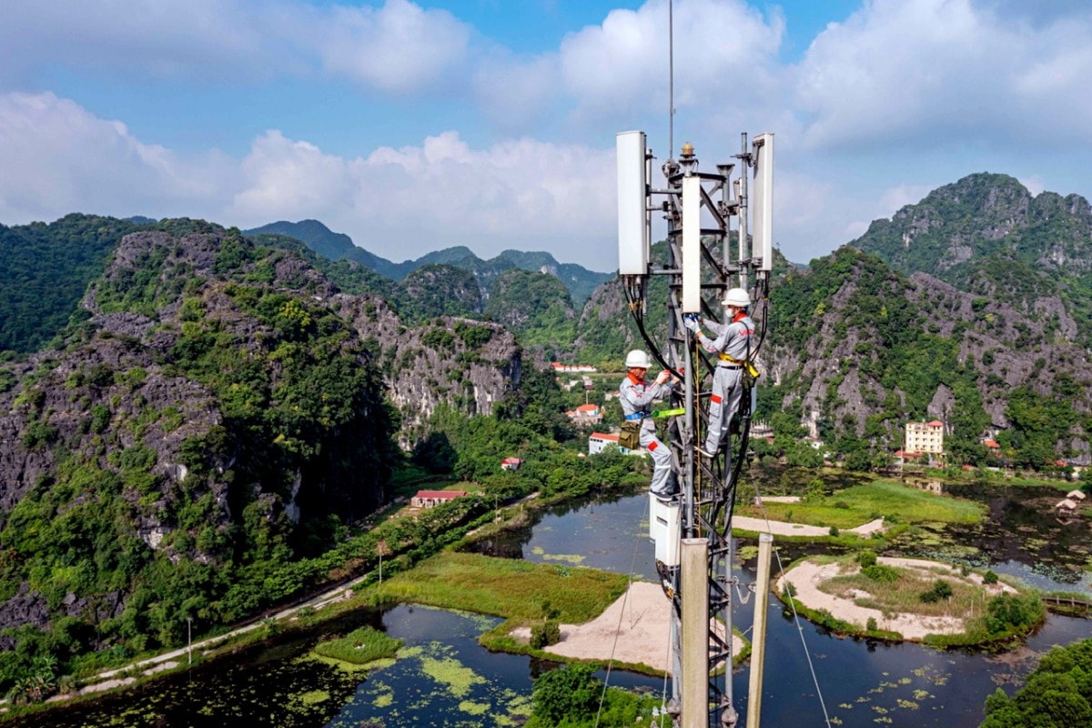 Viettel lần đầu công bố Báo cáo Phát triển Bền vững - dấu mốc hướng tới tương lai xanh trong kỷ nguyên số
