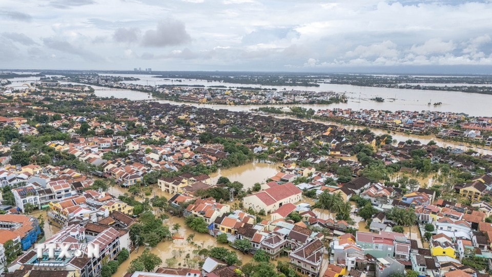 Bí thư Thành ủy Hà Nội gửi thư thăm hỏi, hỗ trợ Nhân dân 3 tỉnh, thành phố bị thiệt hại do mưa lũ