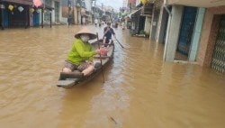 Hỗ trợ bổ sung 100 tỷ đồng cho TP Huế khắc phục thiệt hại do mưa lũ