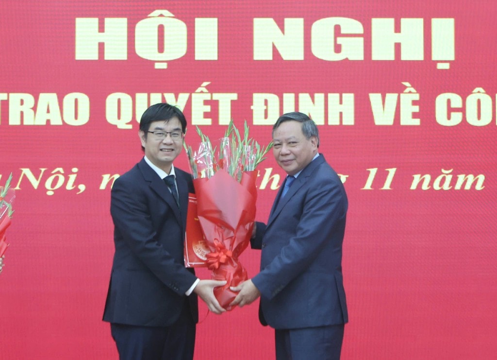 Đồng chí Bùi Huyền Mai giữ chức Bí thư Đảng uỷ MTTQ TP HN