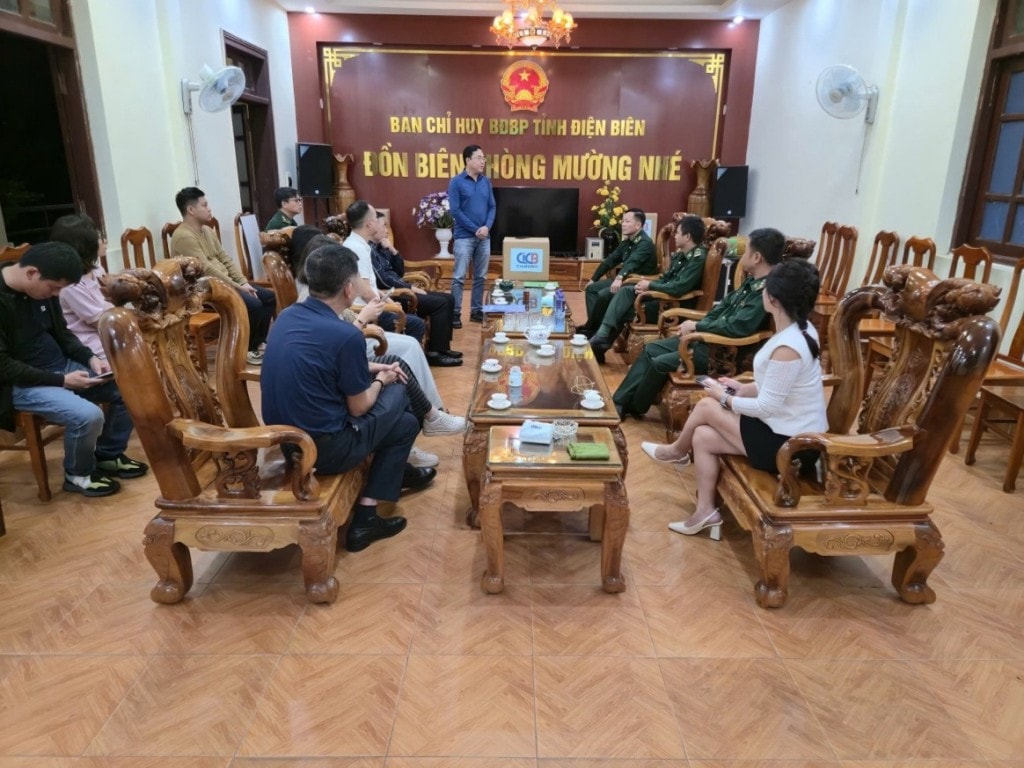 Ông Lê Anh Tuấn, Chủ tịch Công đoàn CIC phát biểu tại lễ trao tặng