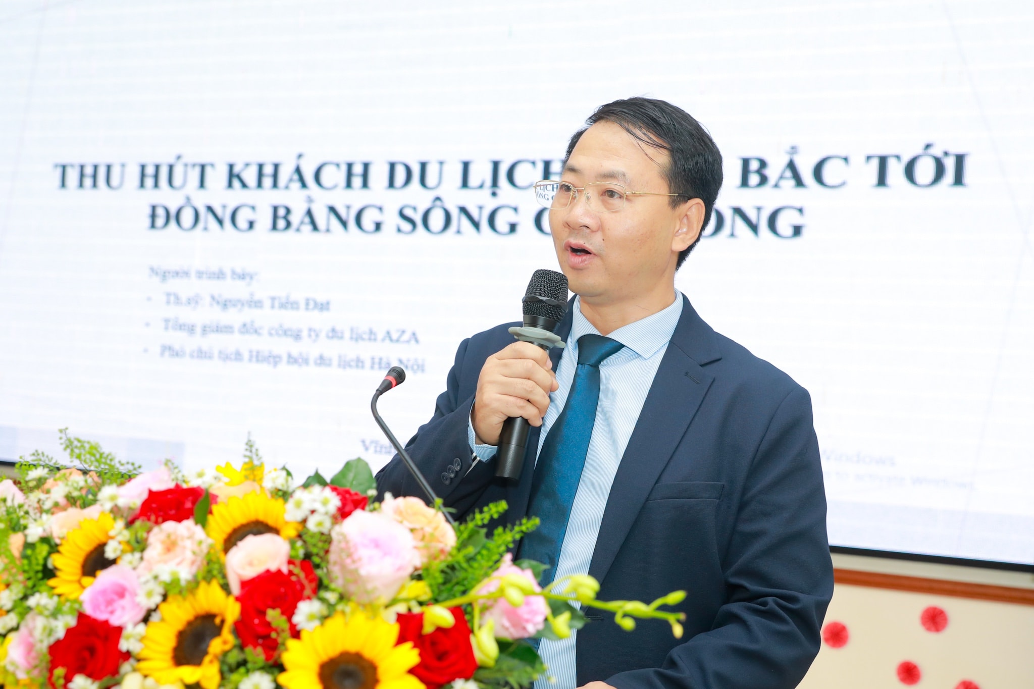hoi-nghi-1.jpg
