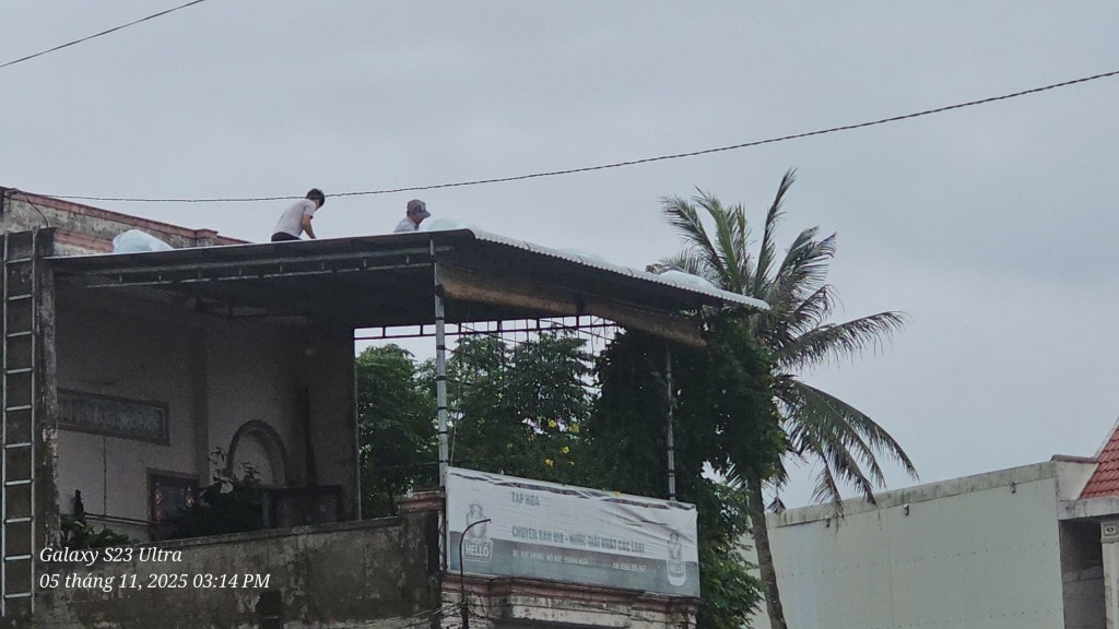 Bão số 13 đang cách Quy Nhơn 450km về phía Đông Đông Nam