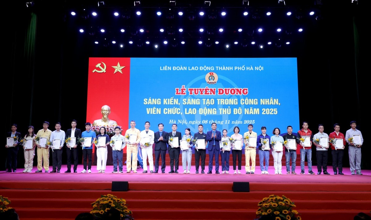 TRỰC TUYẾN: Lễ tuyên dương “Sáng kiến, sáng tạo trong công nhân, viên chức, lao động Thủ đô”