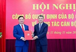 Chủ tịch UBND tỉnh Hưng Yên Nguyễn Khắc Thận làm Bí thư Tỉnh ủy Nghệ An