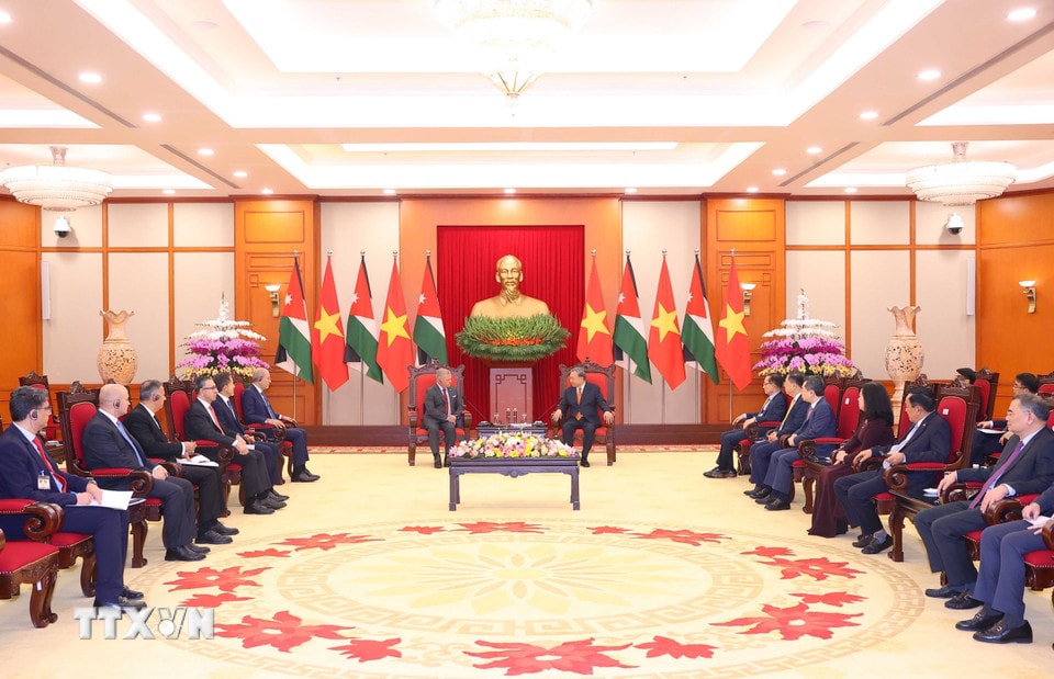tong-bi-thu-to-lam-tiep-quoc-vuong-jordan-abdullah-ii-bin-al-hussein-2.jpg
