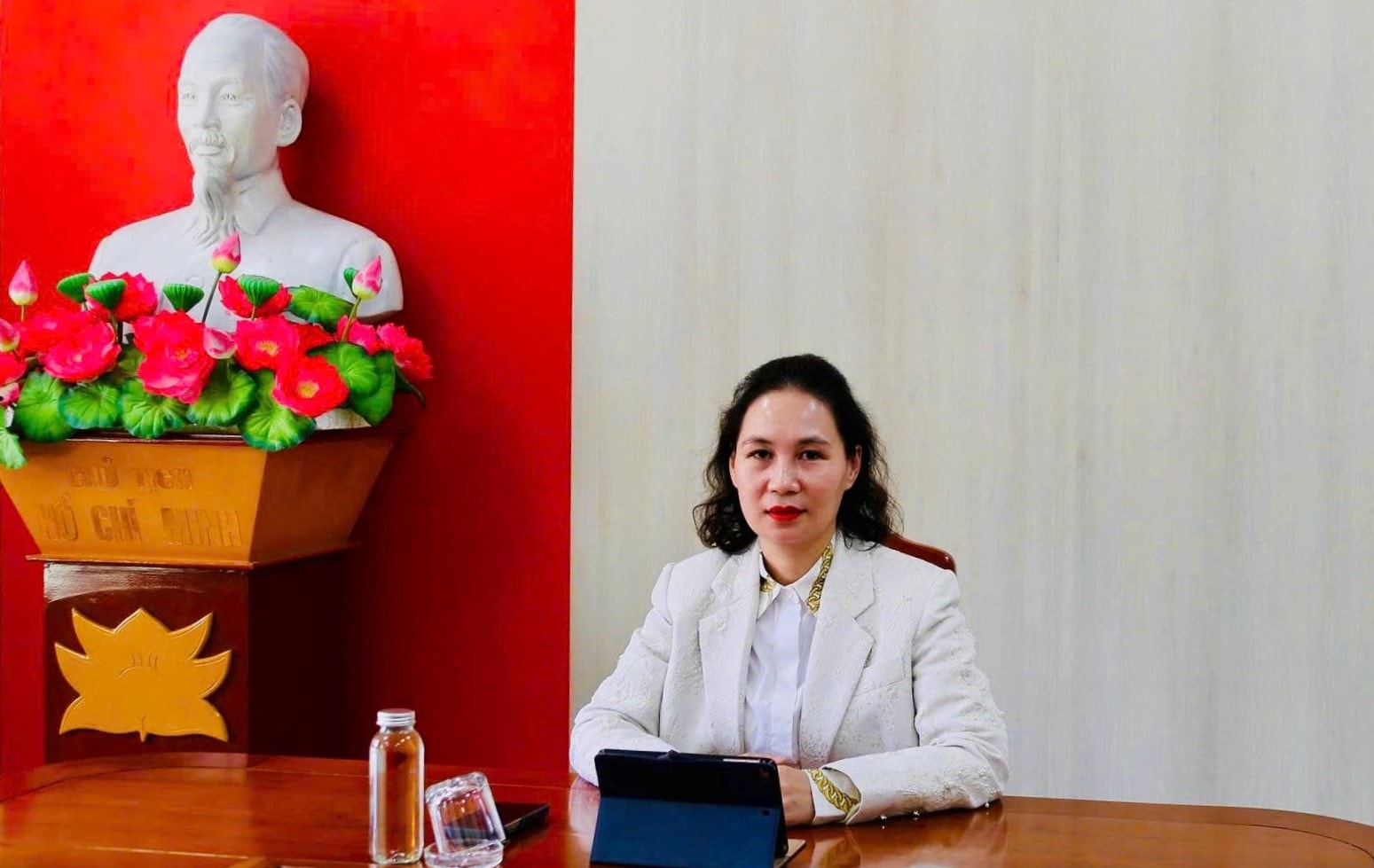 can-viet-ha.jpg