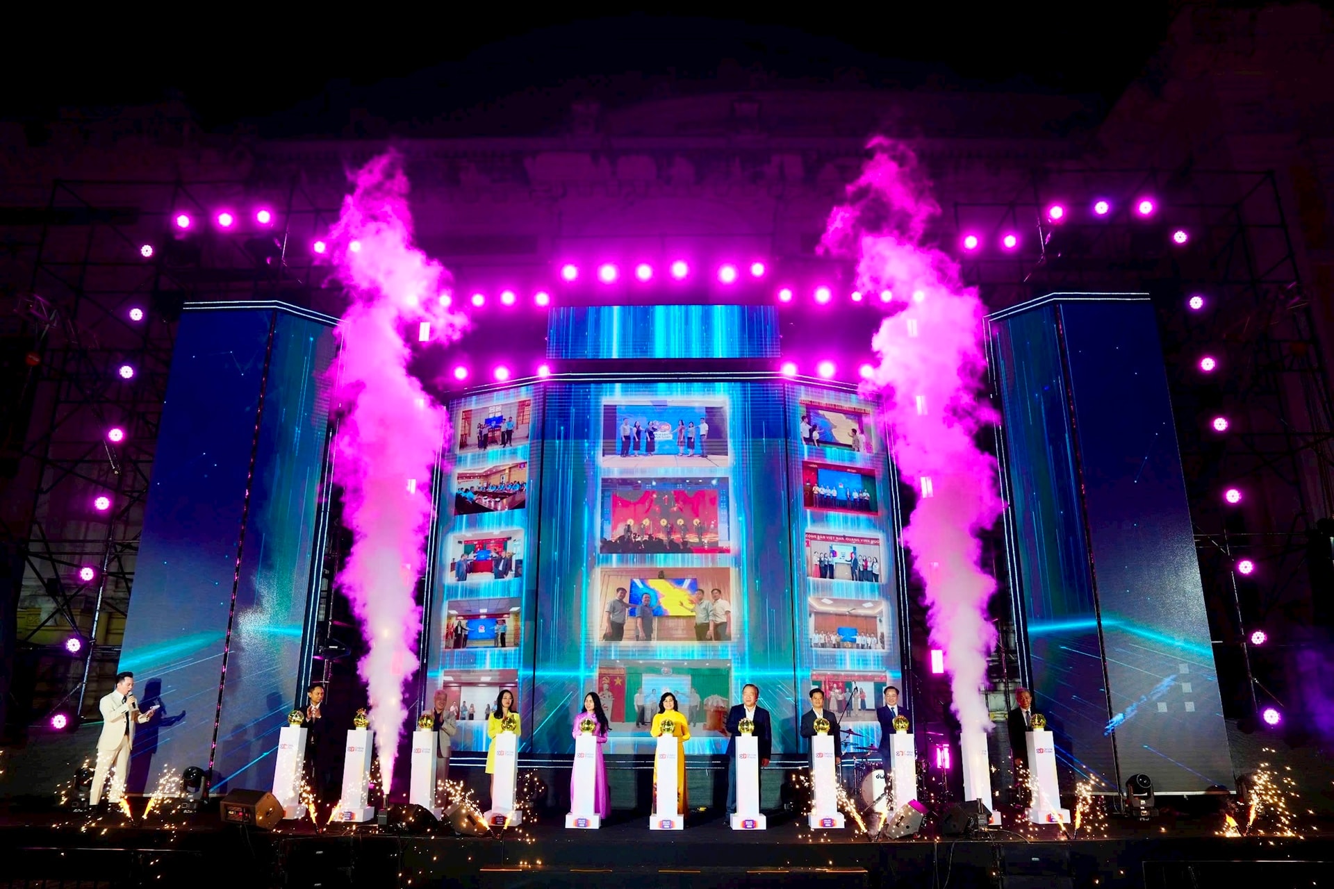 ثبت نام-آنلاین-افتتاحیه-جمعه.jpg