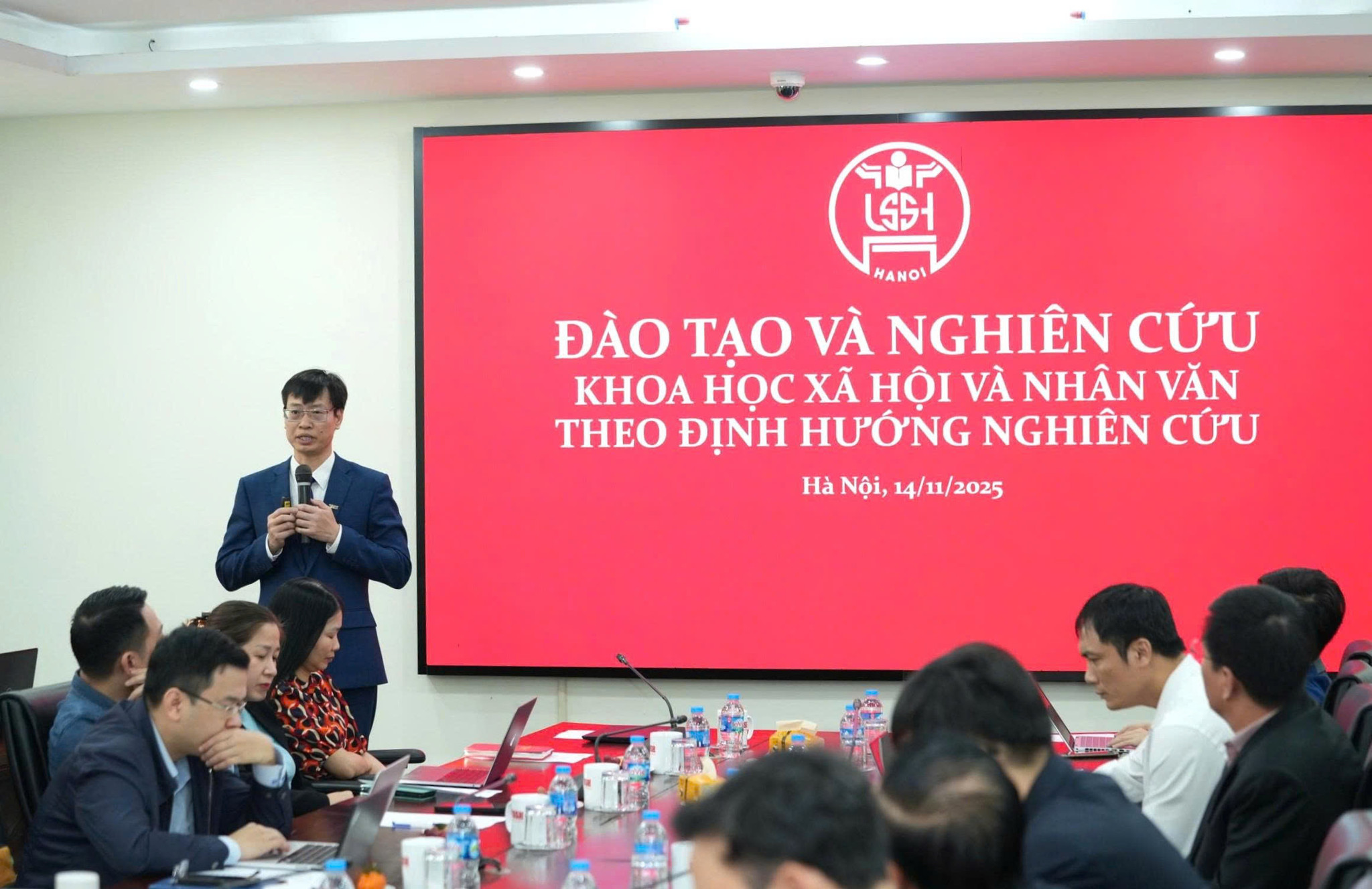 1411-dien-dan-khxh6.jpg