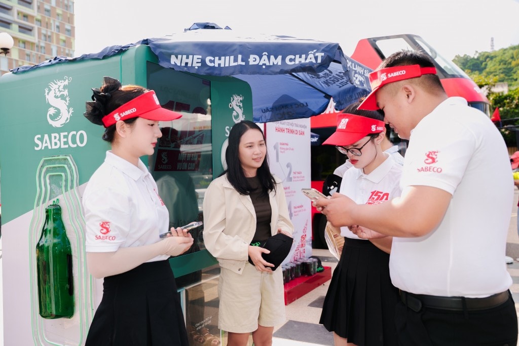 Hành trình Di sản kết nối qua những câu chuyện của người Việt