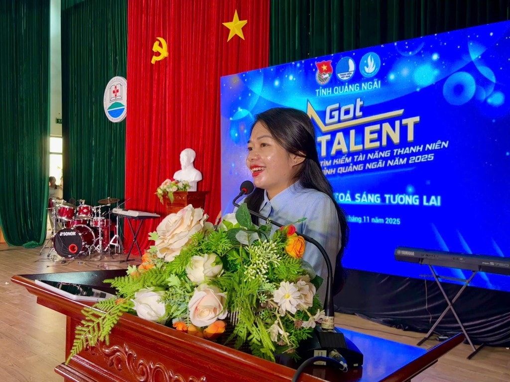 Đồng chí Y Việt Sa, Phó Bí thư Tỉnh đoàn, Ủy ban Mặt trận Tổ quốc Việt Nam tỉnh Quảng Ngãi phát biểu tại sự kiện