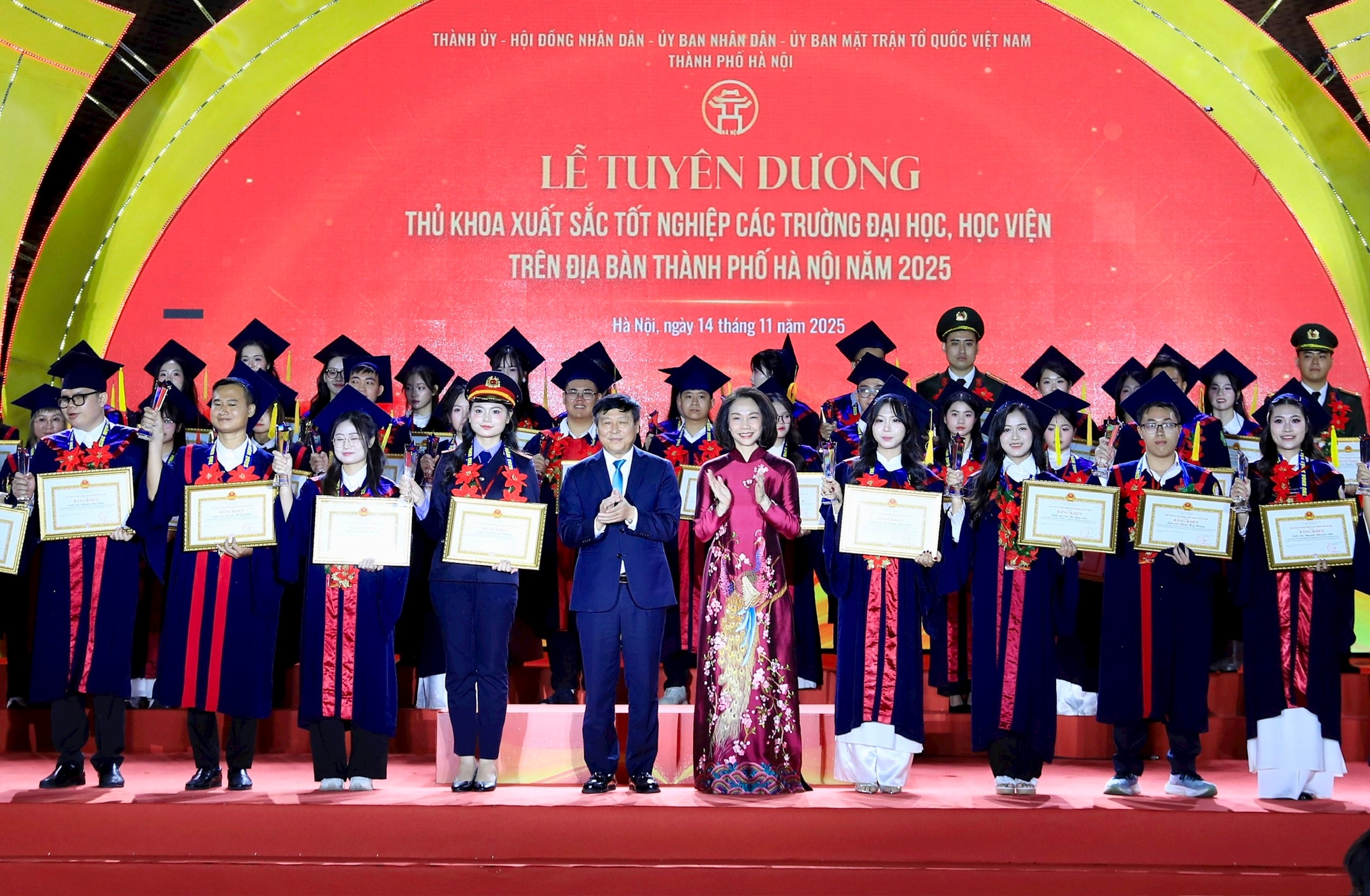 vu-thu-ha.jpg