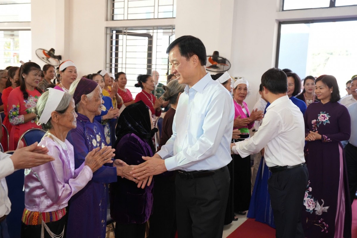 Bí thư Thành ủy Hà Nội Nguyễn Duy Ngọc dự Ngày hội Đại đoàn kết toàn dân tộc tại xã Ba Vì