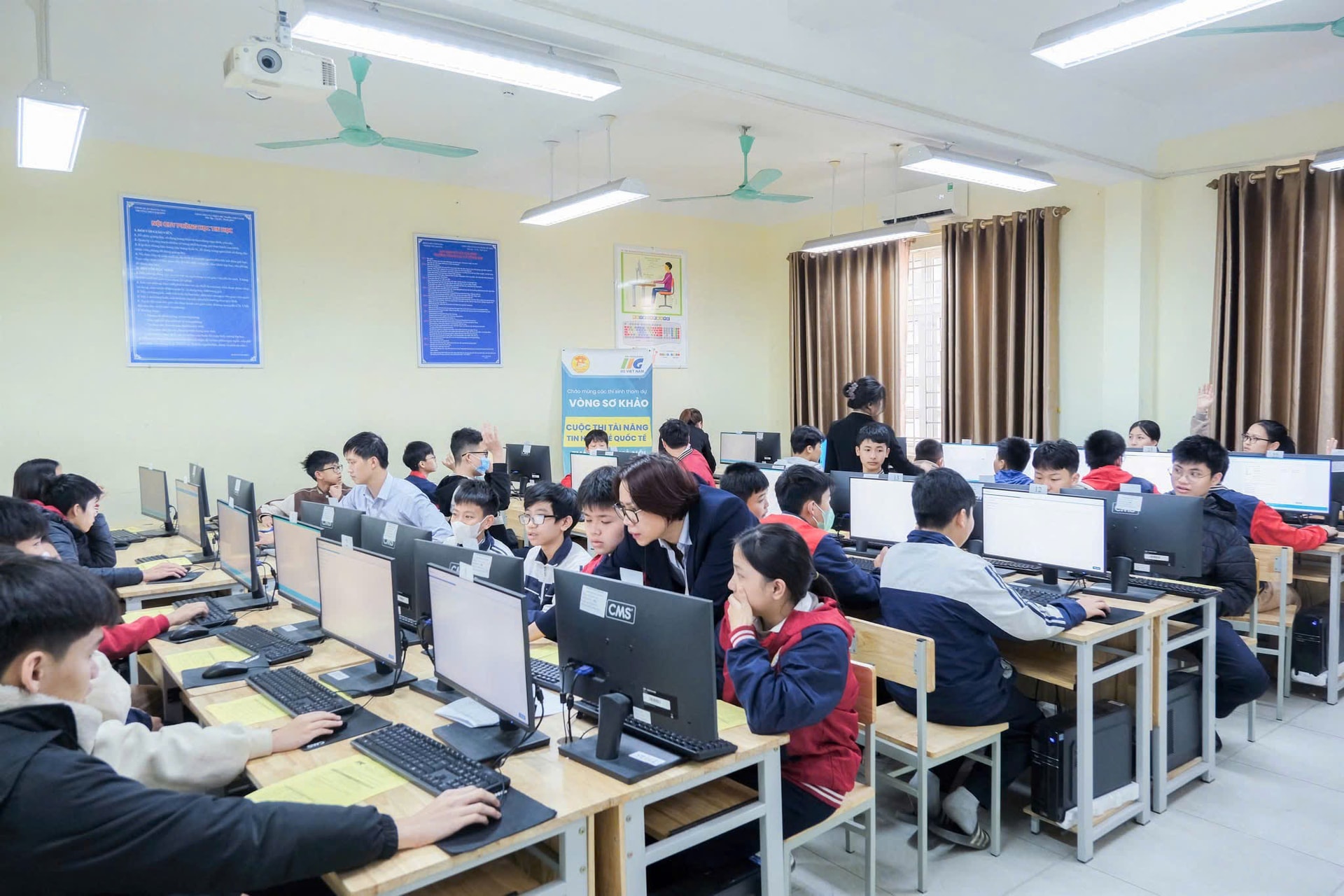 cuoc-thi-tai-nang-tin-hoc-tre-quoc-te-1.jpg