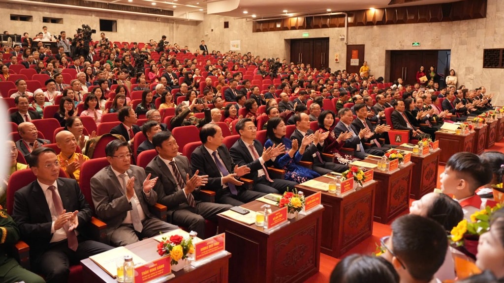 Các vị đại biểu tham dự Đại hội