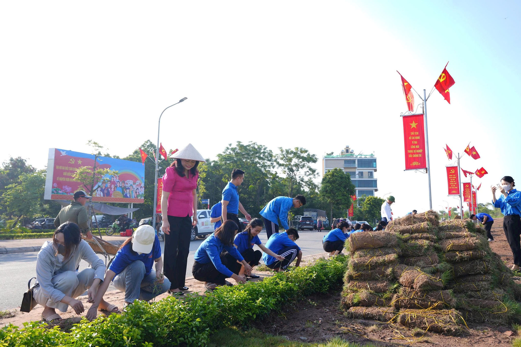 3-phu-dong.jpg