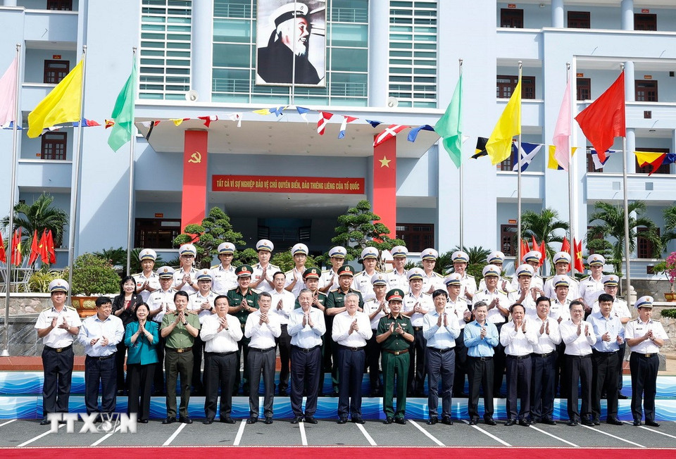 2011-tong-bi-thu-vung-5-hai-quan-8.jpg