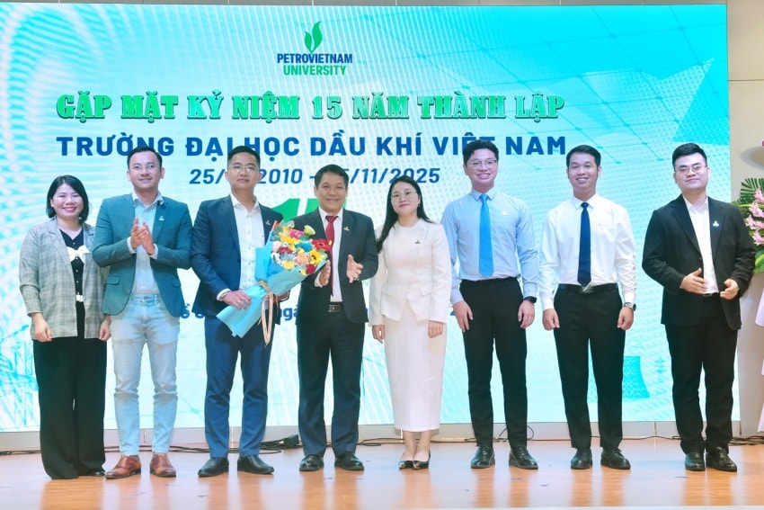 PVU kỷ niệm 15 năm thành lập: Vững bước - Kiến tạo tương lai năng lượng