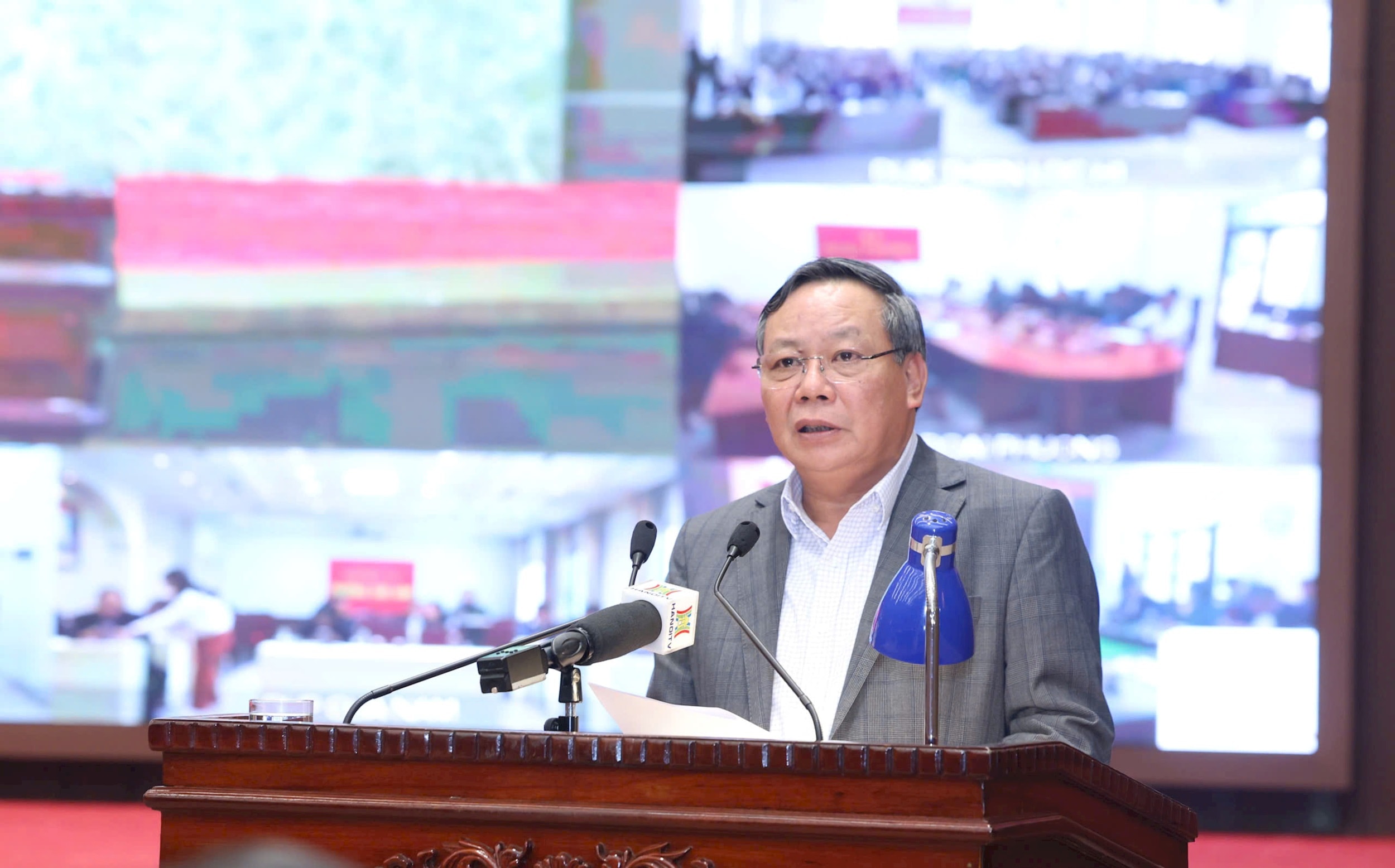 phong2.jpg