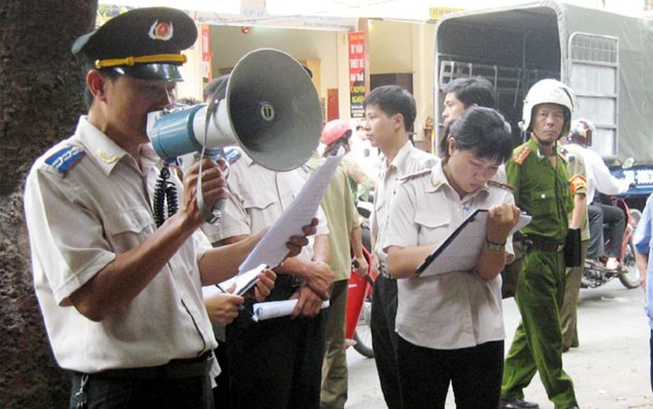 Quy định về cưỡng chế thi hành quyết định xử phạt vi phạm hành chính- Ảnh 1.