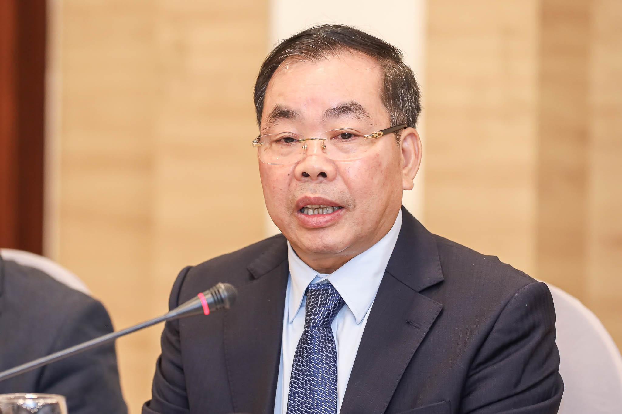 ong-huan.jpg
