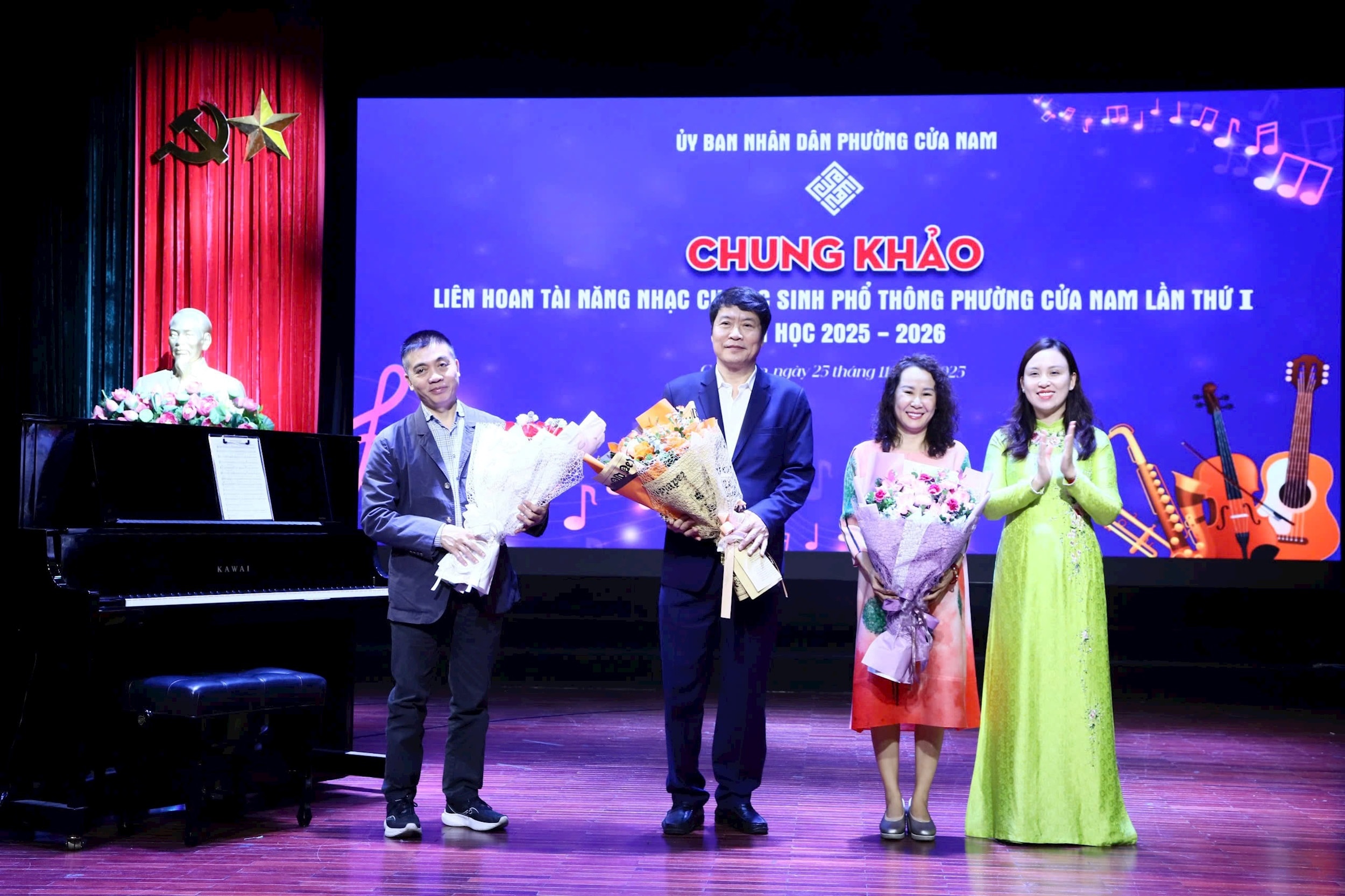 2512-cua-nam-lien-hoan-nhac-cu-1.jpg